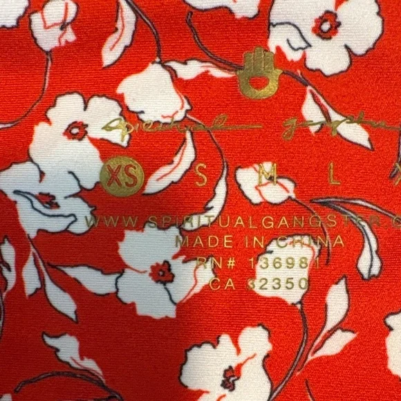 Spiritual Gangster Red Floral Leggings with Cream Blooms SET - Picture 5 of 8